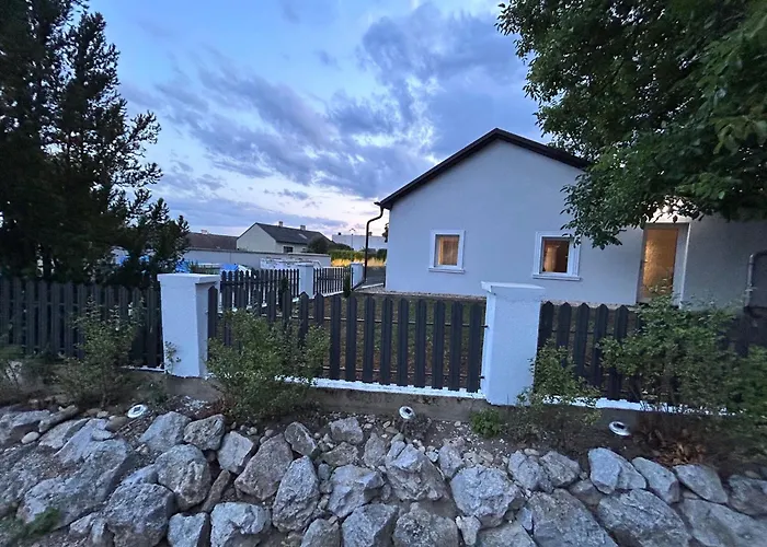 Familien Haus * Neudorf bei Staatz